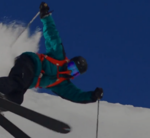 SKIING OFF PIST